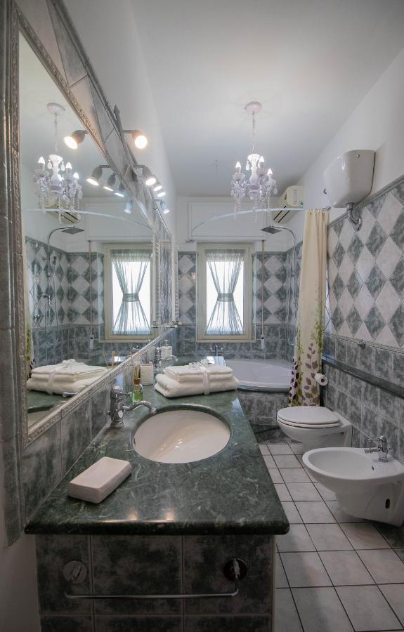 La Casa Di Adele Cagliari B&B Ngoại thất bức ảnh
