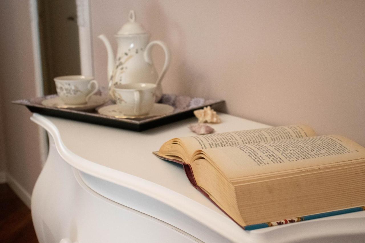 La Casa Di Adele Cagliari B&B Ngoại thất bức ảnh