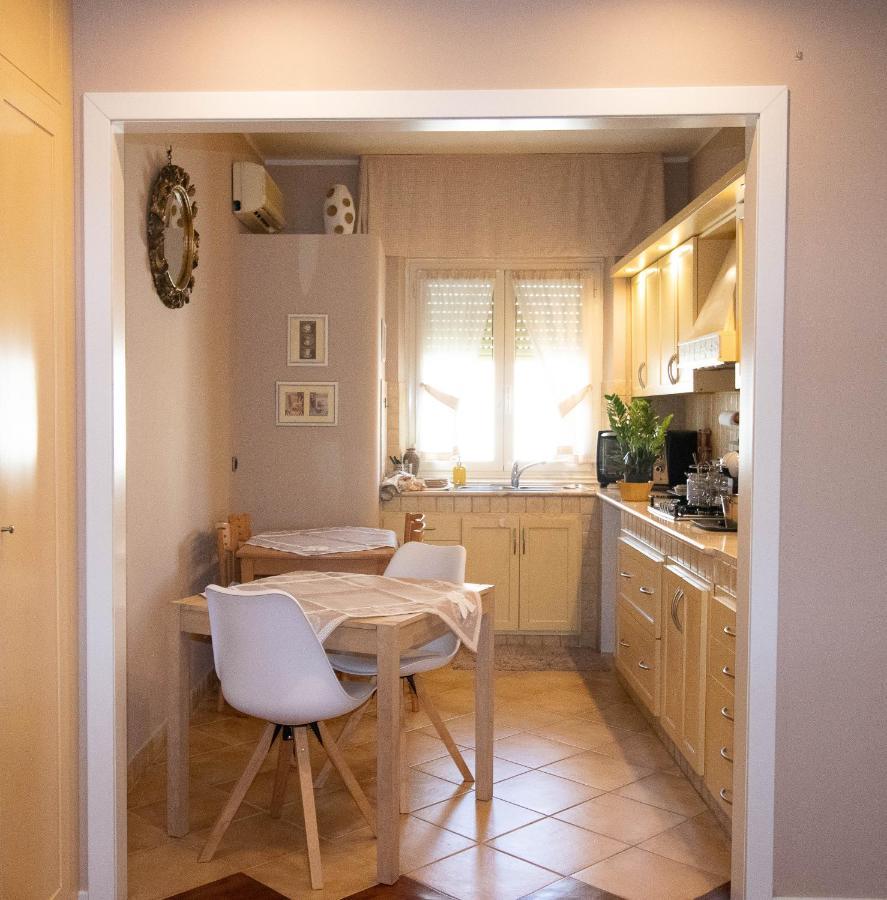 La Casa Di Adele Cagliari B&B Ngoại thất bức ảnh
