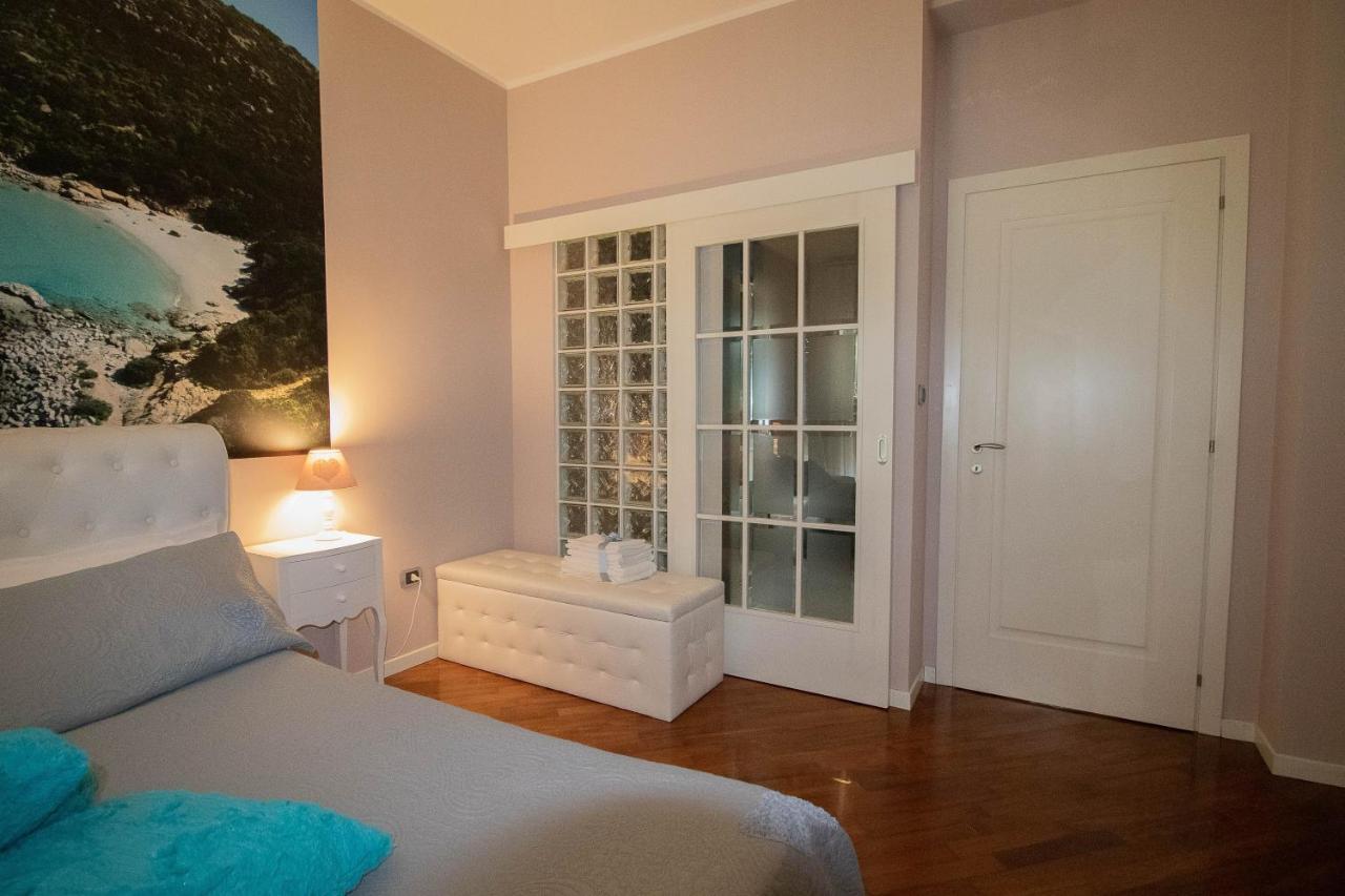 La Casa Di Adele Cagliari B&B Ngoại thất bức ảnh